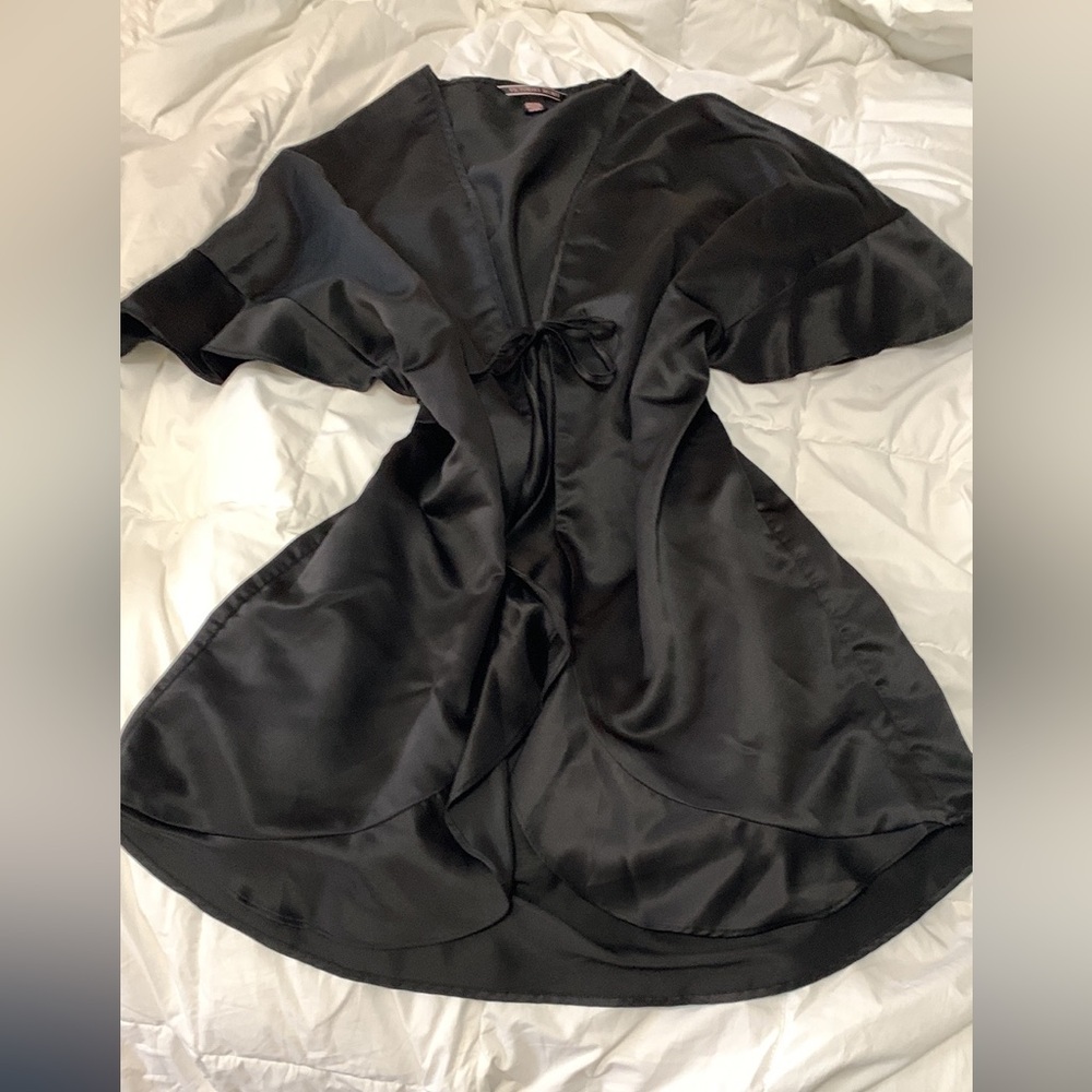 🎄Victoria Secret Short Robe Lounge Gift NEW - Picture 6 of 6